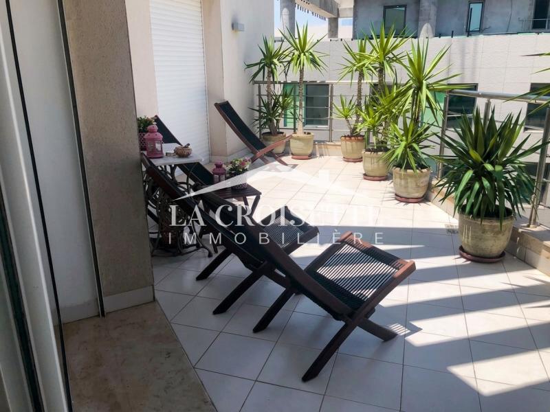 Penthouse meublé S+4 avec piscine aux Berges du Lac 2